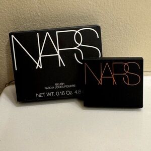 NARS blush and bronzer set